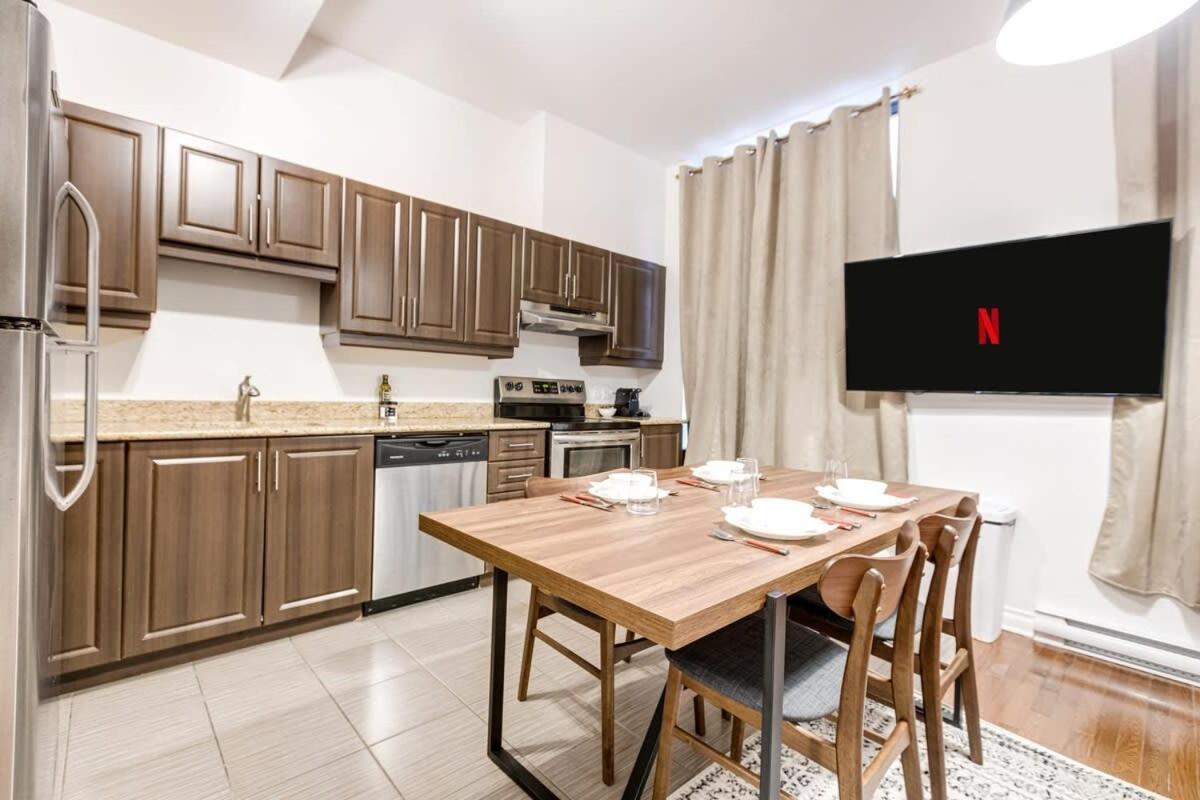 M11 - The Cozy Suite 2Br Prime Location Downtown Montreal Bagian luar foto